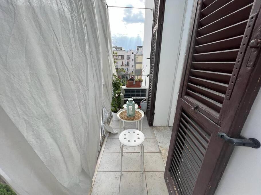 Lux Domus Apartment Бари Экстерьер фото