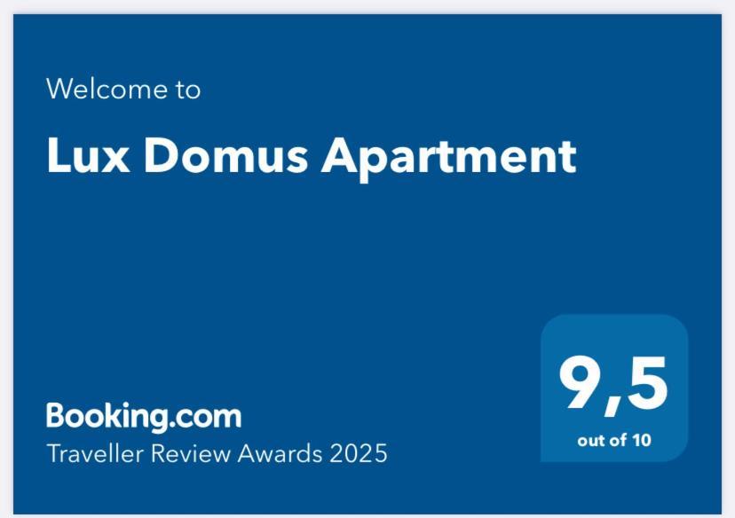 Lux Domus Apartment Бари Экстерьер фото